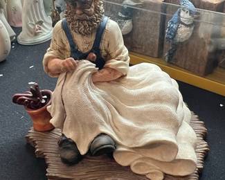 Beachcombers International "The Tailor" Figurine