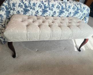 Tufted Bench