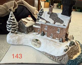 Harbour Lights Christmas 1998 Old Field Point Lighthouse #707