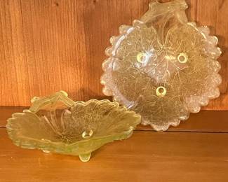 Vintage Indiana Glass Leaf Shaped Pressed Dish Bowl (Set of 2)
