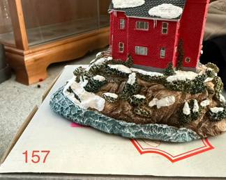 Harbour Lights Christmas 2005 Marquette Lighthouse #720