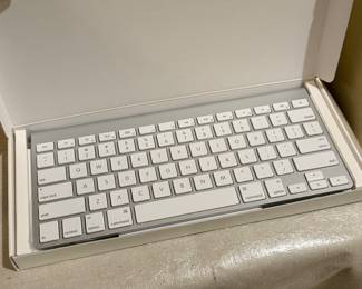 Apple wireless keyboard 