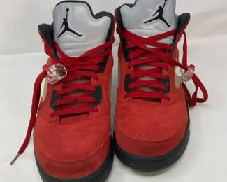 Air Jordan red
