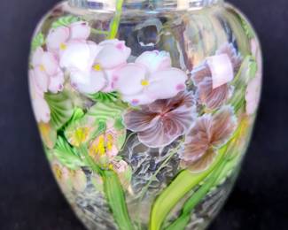 Lundberg Studios 'Monet Water Garden' Crystal Vase Signed by Daniel Salazar And Numbered 031665
