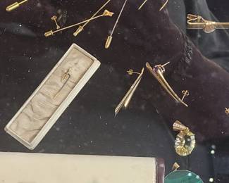 Assorted Gold jewelry 