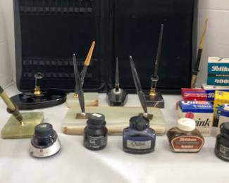 Assorted Pens Bases  Ink  Pen Carrier Portfolio 