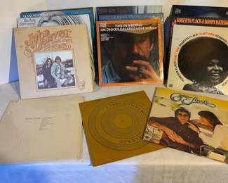 Vintage 70s Record Albums Carol King, James Taylor , Also Elvis Presley The Top Ten Hits