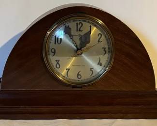 Vintage General Electric Model 424 Electric Mantle Clock 