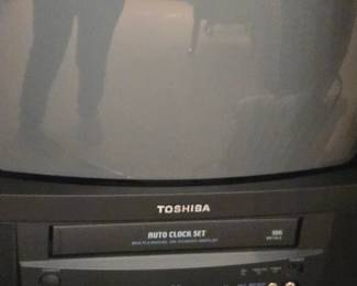 Toshiba 13" VCR tv