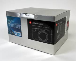Leica Digilux 2 Digital Camera
