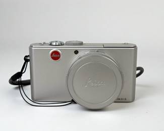 Leica D-Lux 2 Digital Camera

