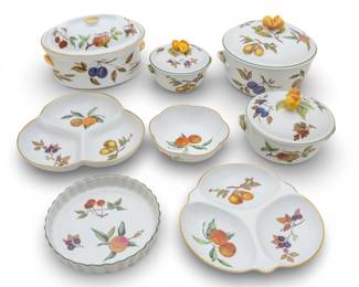 Lot 49
Royal Worcester (English) Porcelain "Evesham" Dinnerware, Oven to Table 1960, 85 PCS