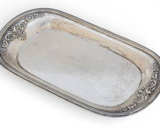 Lot 44
Wallace Grand Baroque Sterling Silver Cocktail Tray W 5.5" L 10" 5.61 t oz 1 PC