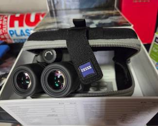 Zeiss Terra ED Binoculars x or x