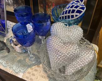 Your Valentine will love unique gifts, check out all that Red Queen's has to offer