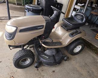 Craftsman riding lawn mower