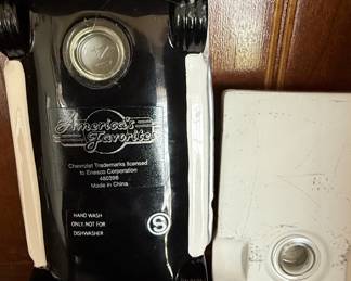 Americas Favorites Chevrolet Salt Pepper Shakers