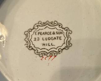 T. Pearce & Son, 23 Ludgate Hill - Serving Dish with Crest