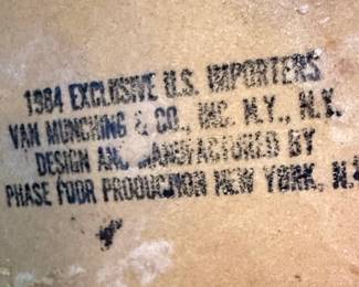 Grizzly Beer Canadian Lager Bear Bottle Holder Display with Glass