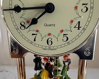 Kundo Quartz Dome Clock with Animated Figures