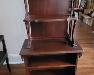 We have two of these book/shelves 