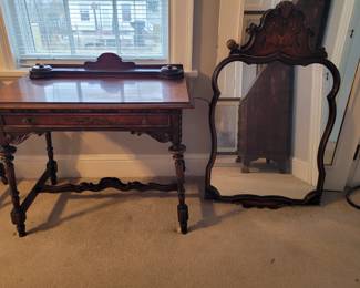 Dressing table with mirror 