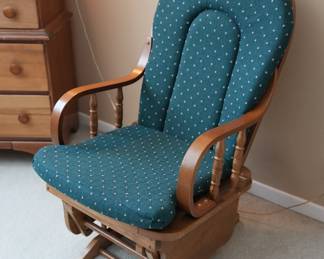 Glider/Rocking Chair 