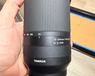 TAMERON 70-300mm TELEPHOTO LENS 