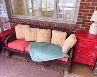 Bar Harbor Style Wicker Furniture w/Suede Cushions!