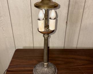 Vtg Ornate Brass 3-Light Lamp!