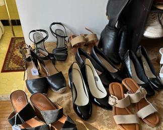 Quality Women's Shoes Size 7-1/2!