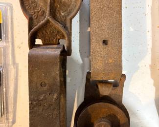 Vtg Shirgrip Pullies Pair!