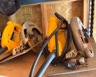 Dewalt saws 