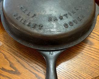 Griswold 10 Self Basting Skillet with cover 