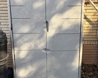 Rubbermaid outdoor storage shed
