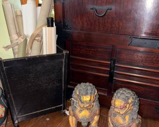 Heavy bronze foo dogs 