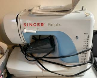 #110	singer simple 3116 newer 	 $40.00 
