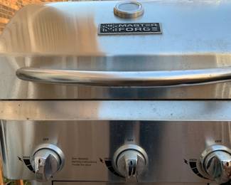 #61	master force webber 3 burner grill with cover and heat mat 1 tank 	 $150.00 
