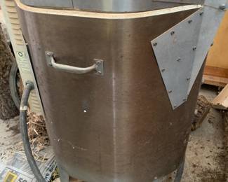 #41	Duncan the teacher 220 volt ceramic kiln model es 820-2 on wheels 	 $400.00 
