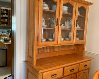 #3	oak Amish 2 piece China cabinet with 3 drawers 3wood doors3 glass doors 33x22x84	 $250.00 
