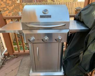 #61	master force webber 3 burner grill with cover and heat mat 1 tank 	 $150.00 

