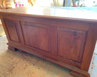 #39	cedar chest 30x21x23	 $75.00 
