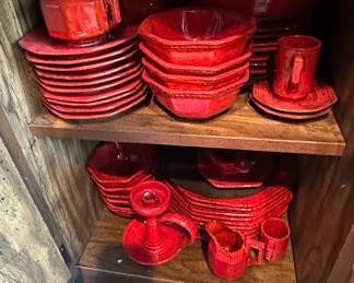 P V Italy Ceramic Red Dinnerware Set second image