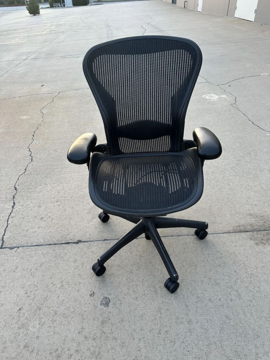 Herman Miller Aeron Chair