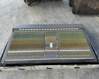 Yamaha PM4000 Mixing Console PM4000m-52C