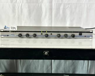 Aphex Compellor 300 Compressor