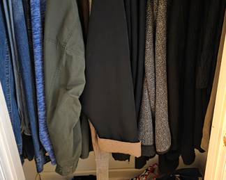 Ladies & Men's Jackets & Sewaters