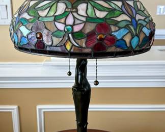 18. Quoizel Tiffany Style Lamp (27.5")