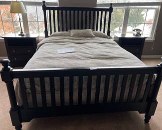 91. Black Spindle Queen Bed (58"h)
