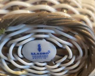 146. Lladro Basket 